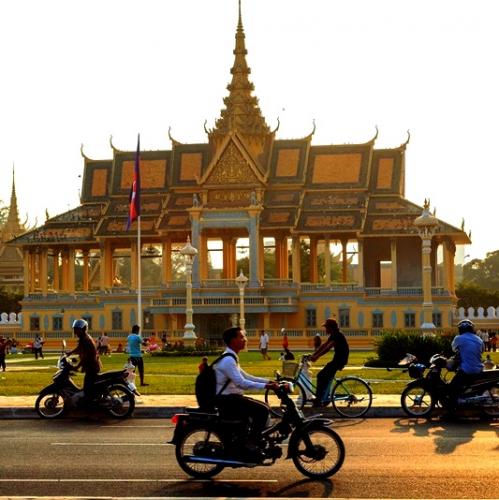 Day 11: The Royal Palace in Phnom Penh.