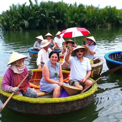 Day 8: Fishing basket experience in Hoi An.